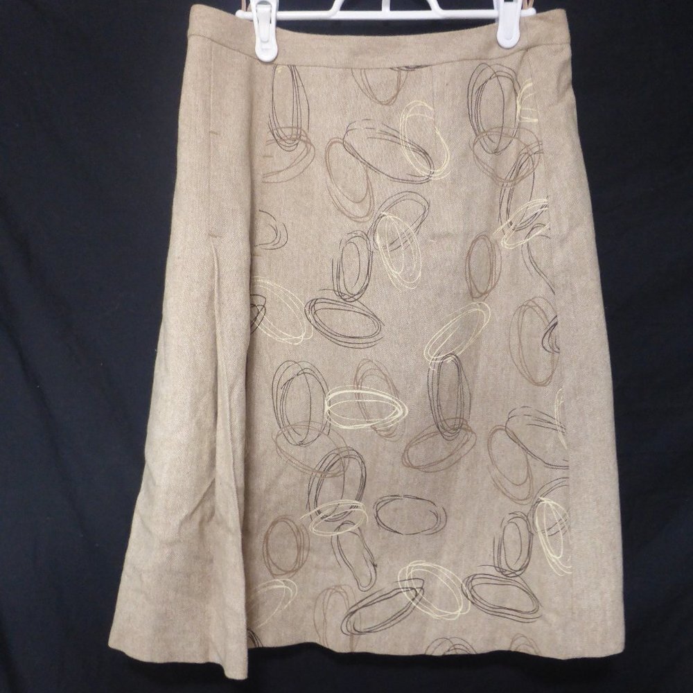 IN SAKURA, lined skirt with designed front and back, size 165/70A, large, BNWOT